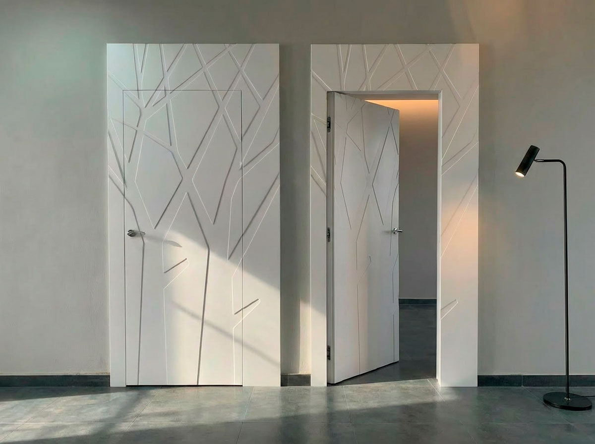 Puerta de paso pantografiada en madera a medida