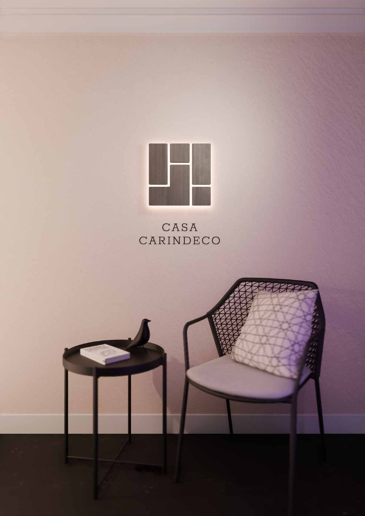Rótulo retroiluminado Casa Carindeco en la exposición
